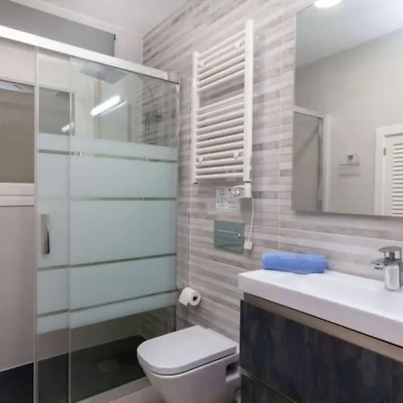 Holiday home Amplio Con Gran Piscina