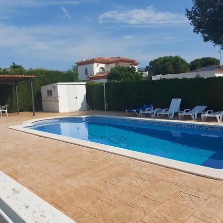Holiday home Amplio Con Gran Piscina *